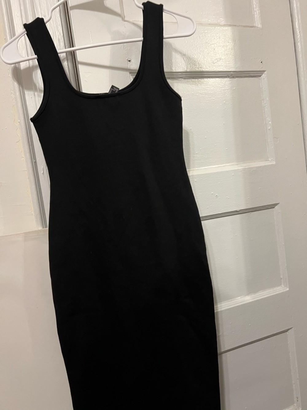 Forever 21 Black Scoop Neck Bodycon Tank Dress